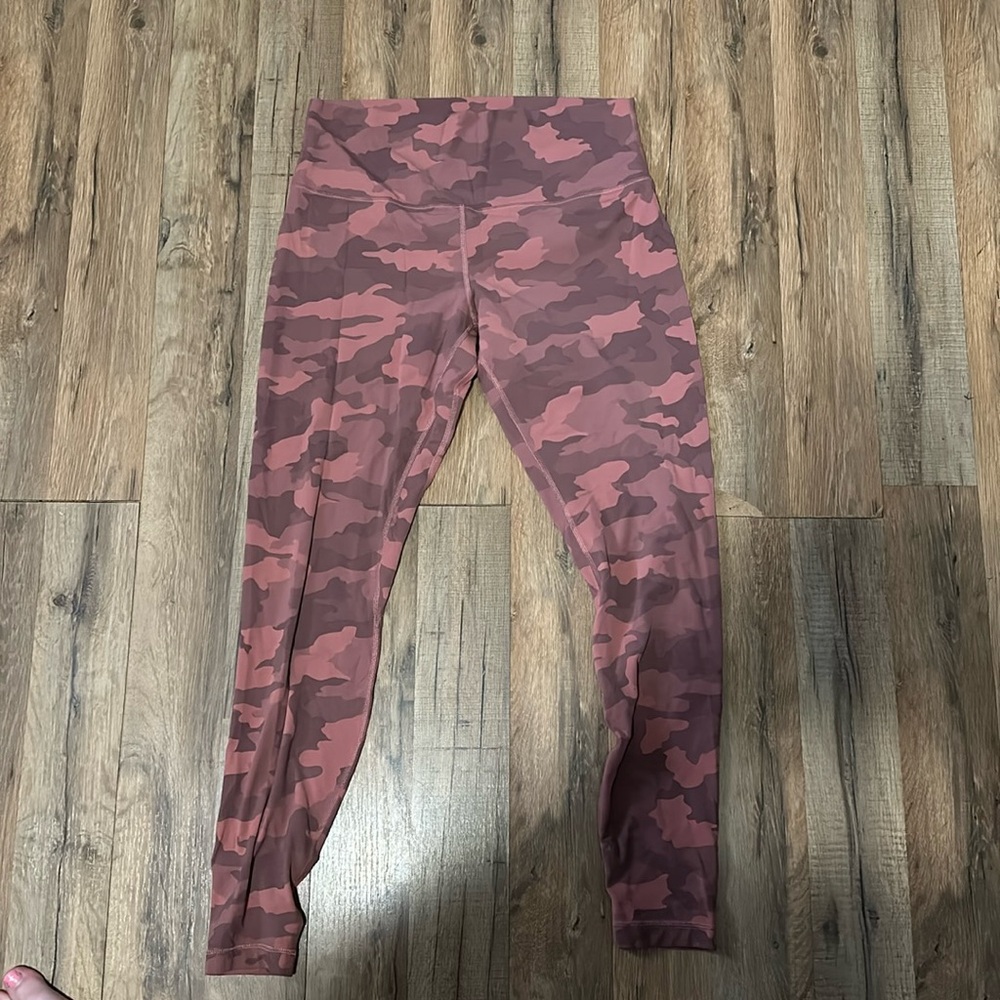 Camo Lululemon leggings